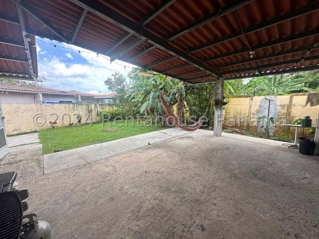Casa en venta en Villa Zaita 24MAM9504