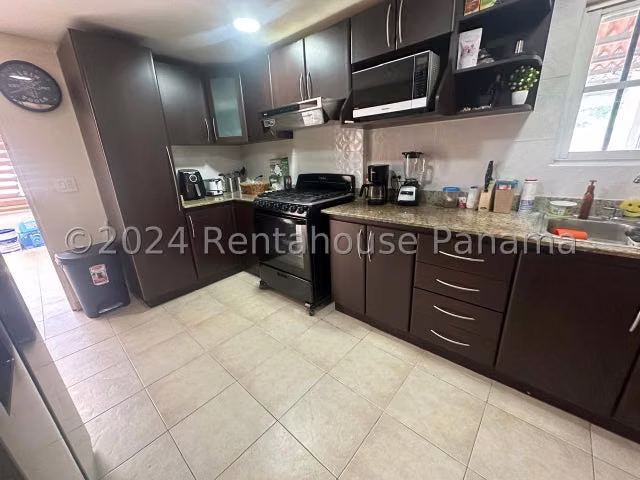 Casa en venta en Villa Zaita 24MAM9504