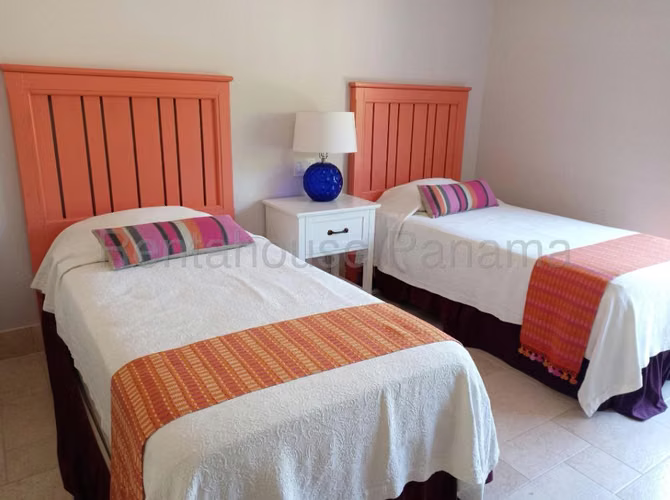 Apartamento en venta Puntarena 27-1562 MMM