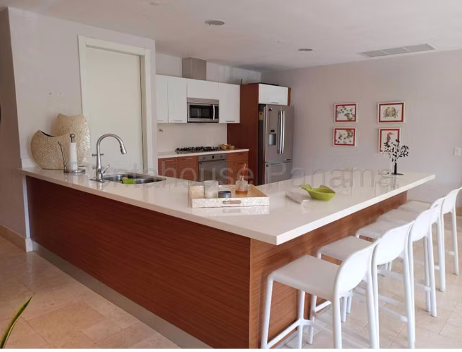 Apartamento en venta Puntarena 27-1562 MMM