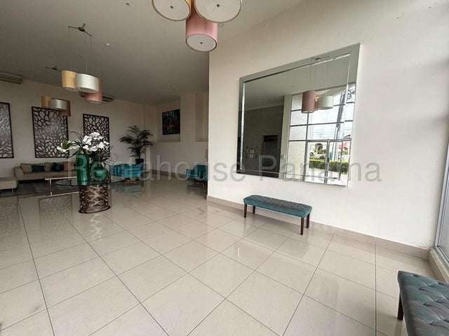 Alquiler de Apartamento en Parque Lefevre, PH Lefevre 75 27LGG2629