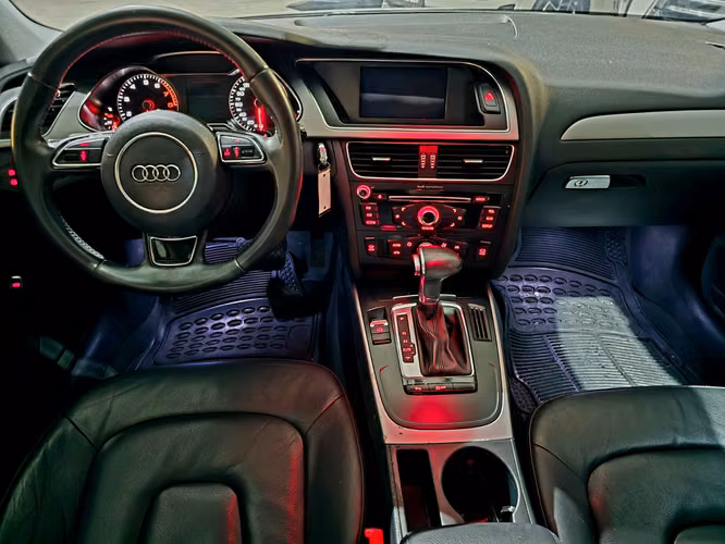 Audi A4 1.8 Turbo - Imagen 10