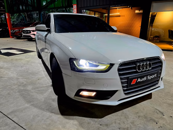 Audi A4 1.8 Turbo - Imagen 6