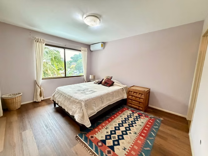 Venta hermosa casa en Clayton, 4 recamaras, jardín 
