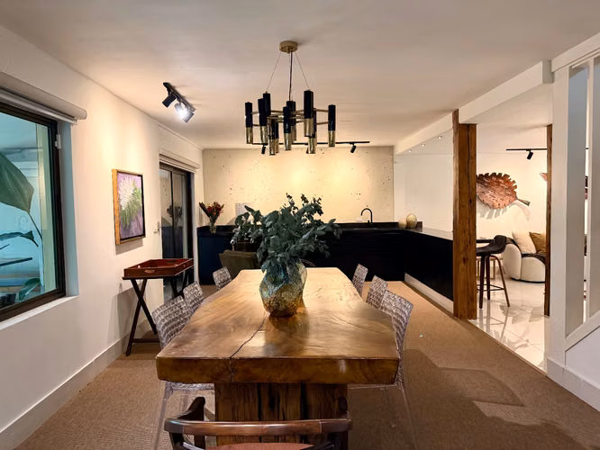 Venta hermosa casa en Clayton, 4 recamaras, jardín 