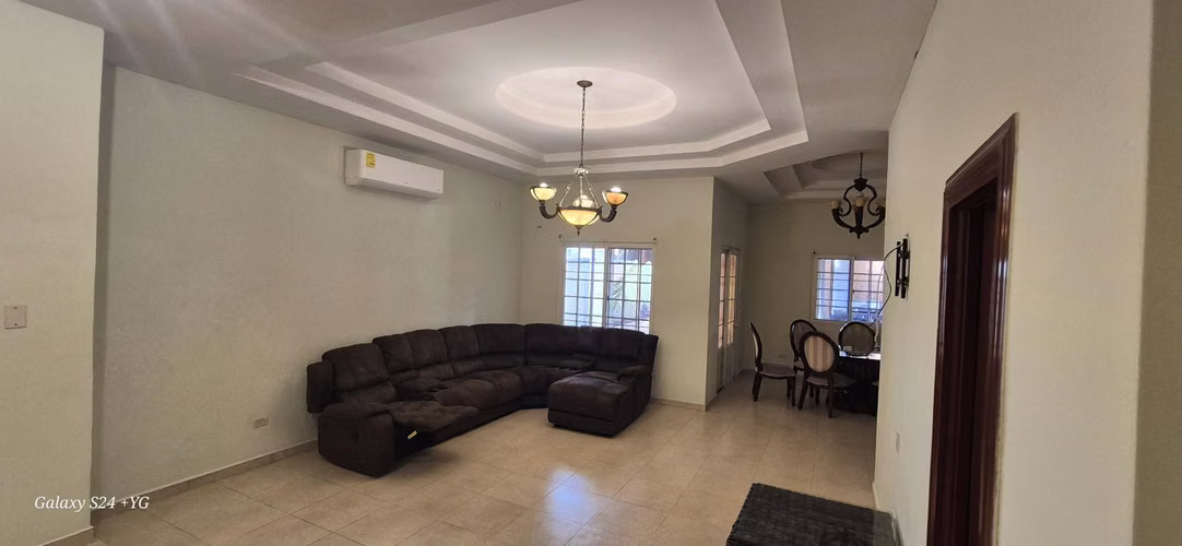 VENTA DE CASA EN PH RESIDENCIAL LAS HUACAS  - Imagen 3