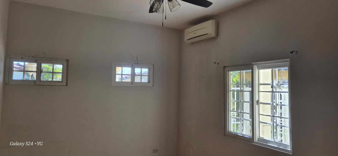 VENTA DE CASA EN PH RESIDENCIAL LAS HUACAS  - Imagen 6
