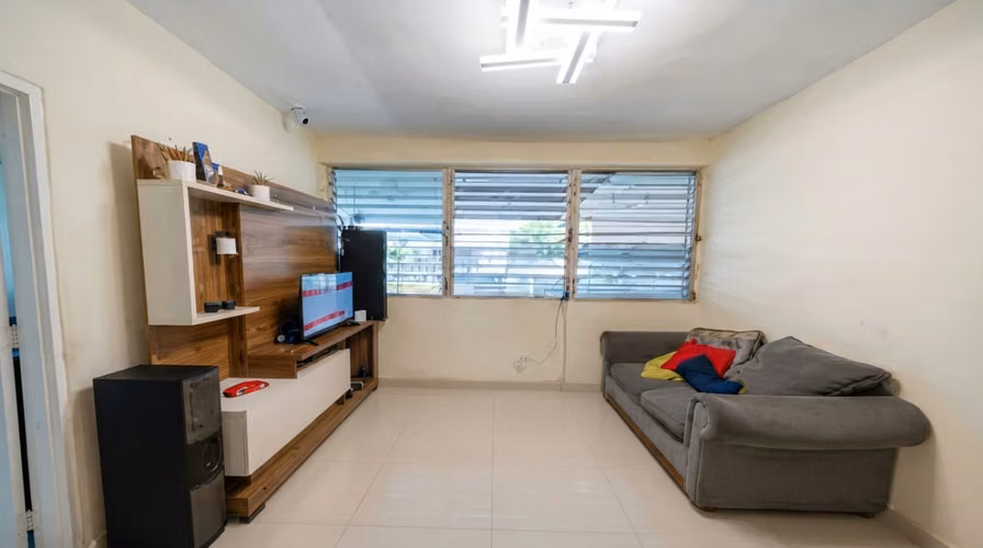 Casa en El Carmen I con 6 parking y remodelada  - Imagen 3