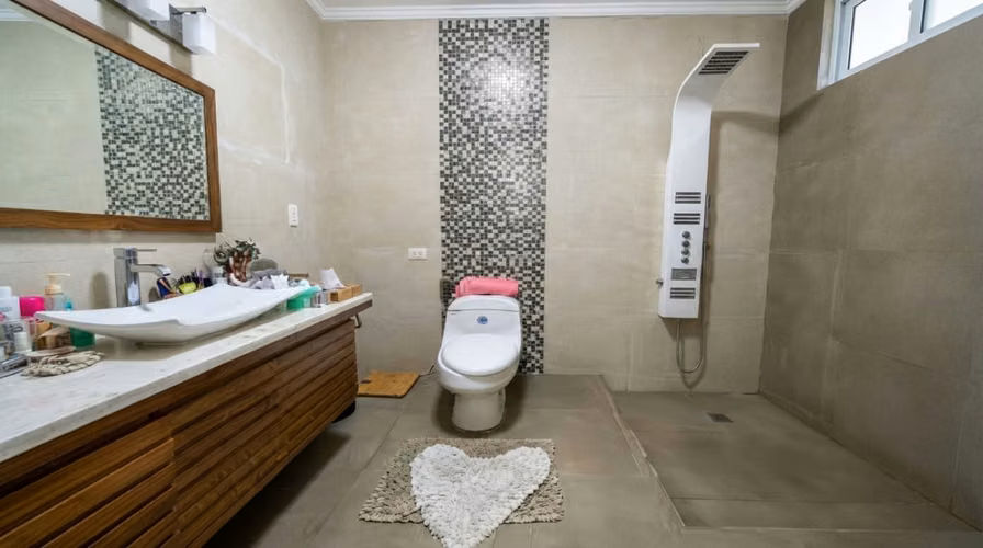Casa en El Carmen I con 6 parking y remodelada  - Imagen 10