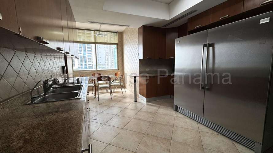 265358. Se alquila apartamento amoblado 295m, 3 rec., deposito, vista al mar - Imagen 7