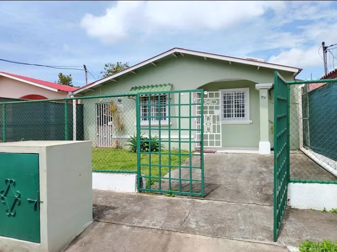 Casa en venta en Valle Dorado | La Chorrera | US$90,000 - Imagen 2