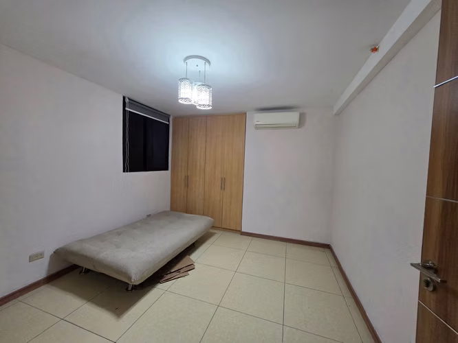 APT AAA 3R2B1P LUJOSO SEMI AMOBLADO CON FULL LINEA BLANCA EN CONDADO 1000