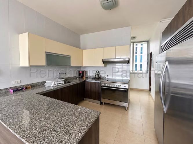 VENDO ESPECTACULAR APARTAMENTO EN BELLA VISTA 