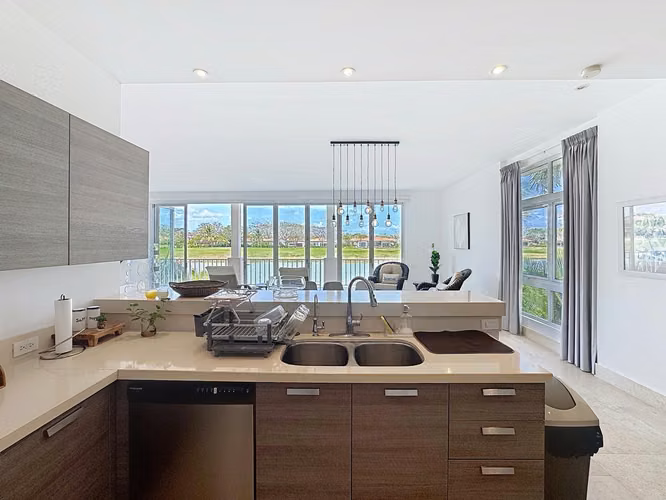 Venta de Casa de Lujo en Buenaventura – Ocean Lakes Villas, Río Hato