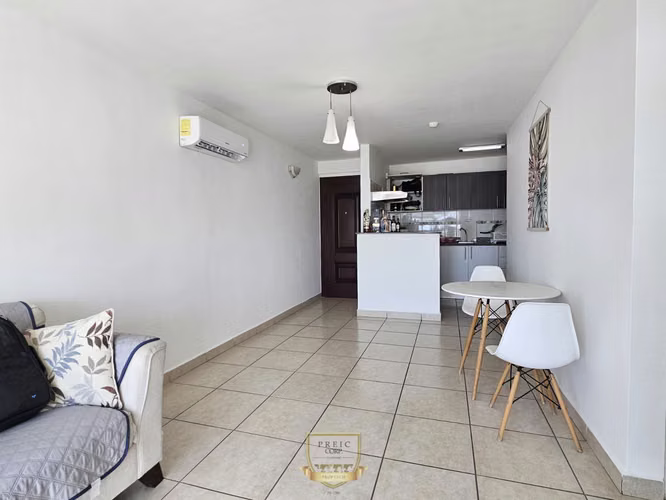 Alquiler de Apartamento en Parque Lefevre, Línea Blanca. P.H. Prisma. ER - Imagen 3