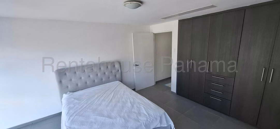 Venta Apartamento Amoblado 2 Recamaras Frente al Mar 151 m2 PH Yacht Club Avenida Balboa - ALYC 26-5857 - Imagen 8