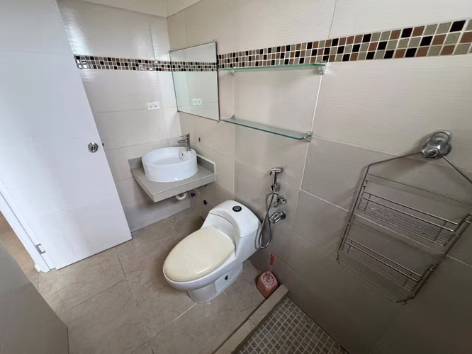 CASA AMOBLADA más APARTAMENTO AMOBLADO para ALQUILER en Vista Alegre Arraiján, PH Residencial Las Lajas