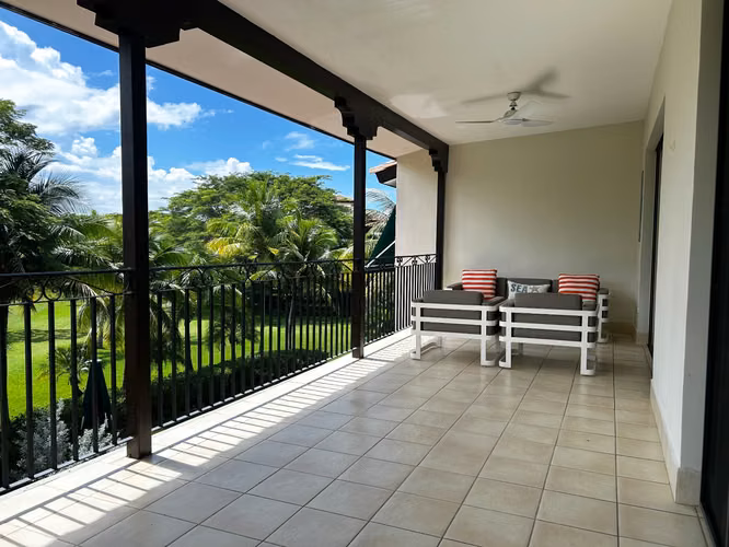 Venta: Paseo de las Casas | 248 m² con vista al golf | $580,000