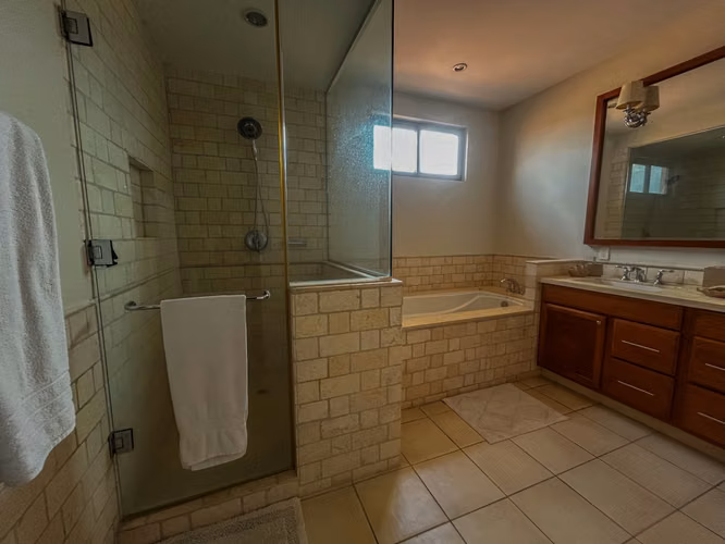 VENTA: Buenaventura | Apartamento de dos niveles con vista al golf | $745,000