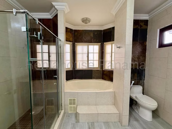 Vendo Casa en Costa Sur LC27-2613 - Imagen 16