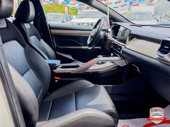 Geely Coolray Sport 2023 Automática EH3820 - Imagen 9