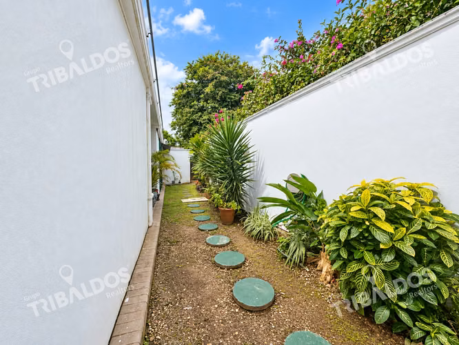 Casa en Alquiler en Altos del Golf, Panamá | Ideal para Embajadas y Residencias Diplomáticas