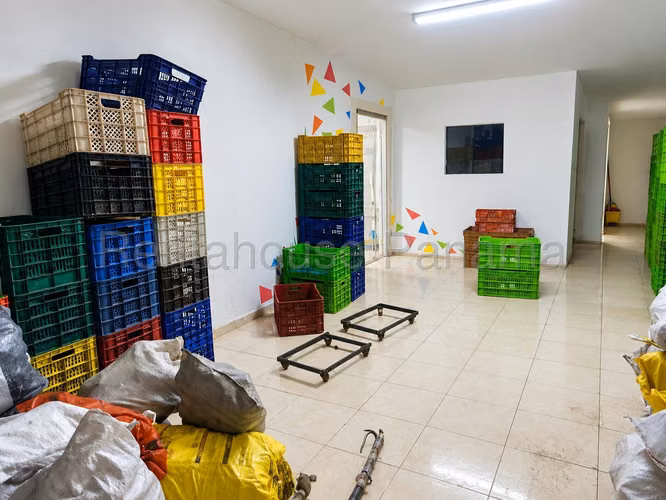 Venta de Local en Chanis Plaza Comercial 1192 Mts PD - Imagen 8