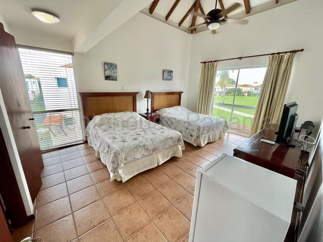 Vendo Casa de 184.85m2 en Cocle Costa blanca Vereda Las Veraneras. Golf Resort Decameron TH10