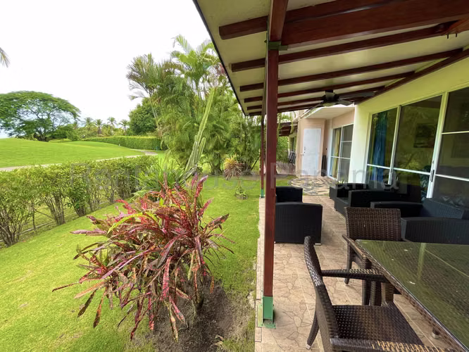 Vendo Casa de 184.85m2 en Cocle Costa blanca Vereda Las Veraneras. Golf Resort Decameron TH10