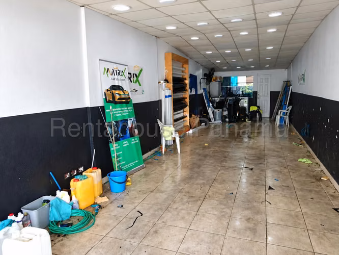 Venta de Local en Chanis Plaza Comercial CCO - Imagen 5
