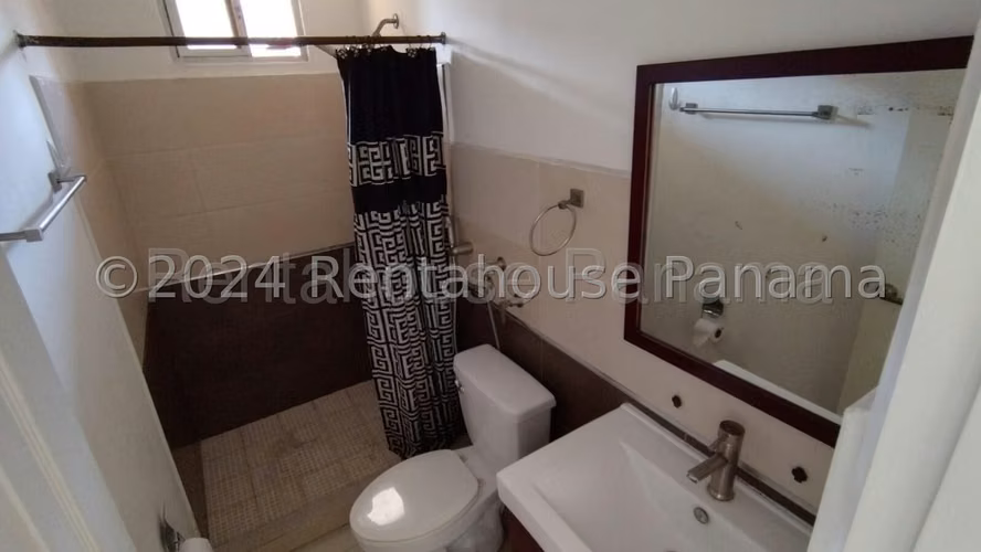 Venta de Apartamento en Condado del Rey Ph Torres de Toscana KC