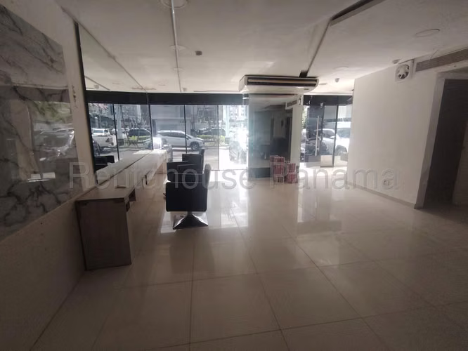 Alquiler de Local en Marbella Solo Cliente Directo MC - Imagen 4