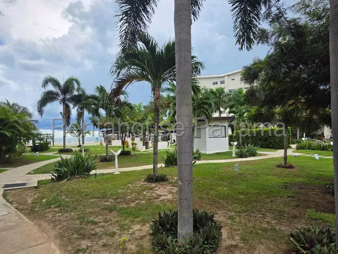 Apartamento en Venta en Punta Chame Frente al Mar 97.96 m² LR