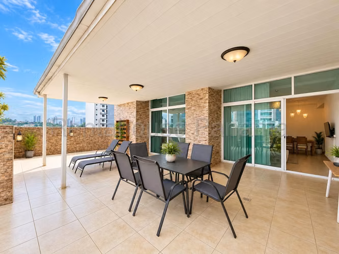 Venta de Apartamento en Condado del Rey Ph Kings Park NS