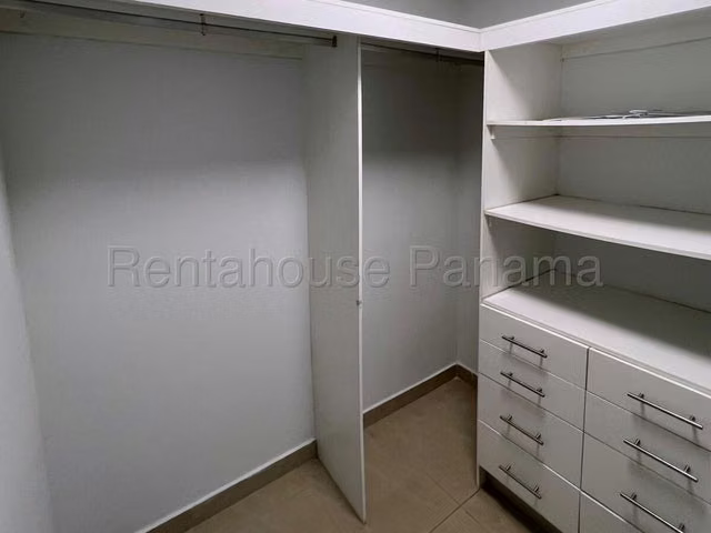 VENTA DE APARTAMENTO EN VILLA DE LAS FUENTES 