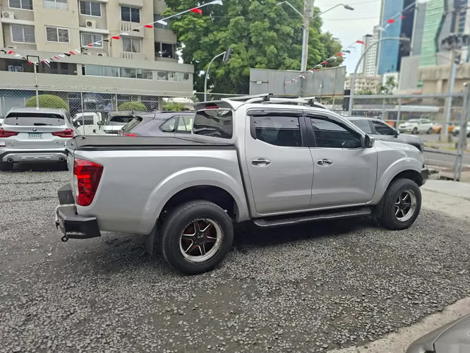 Nissan Frontier 2017 - Imagen 4