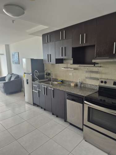 Alquiler- Apartamento-Amoblado- edificio Bayview 800$ - Imagen 5