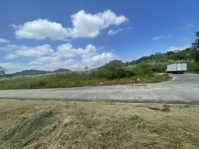 Terrenos comerciales frente a la Ciudad de la Salud desde 2.4 ha - Imagen 9