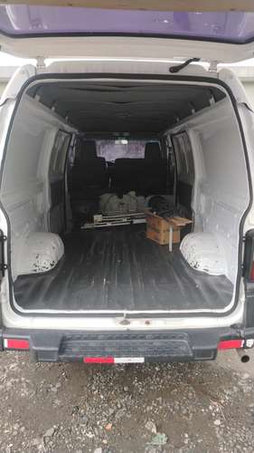 VENDO AUTO PANEL COMERCIAL PARA NEGOCIO - Imagen 2