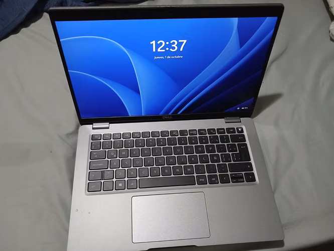 Laptop Dell i7-1185G7 16GB RAM 512Gb Disco  Pantalla de 14 pulgadas