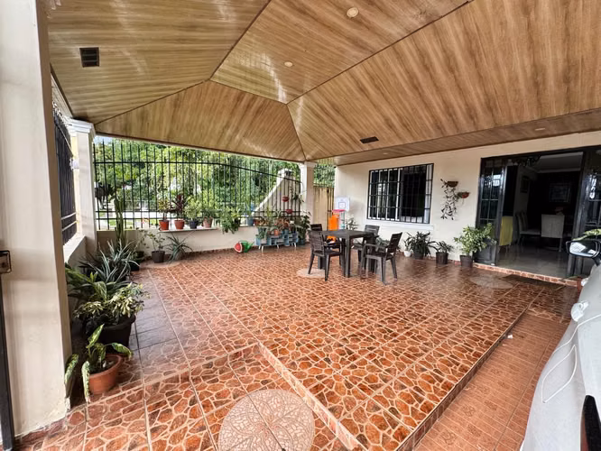  VENTA DE CASA EN CAMINO REAL III – SAN ANTONIO 