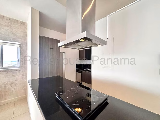 Alquiñp apartamento Avenida Balboa CR27-2651