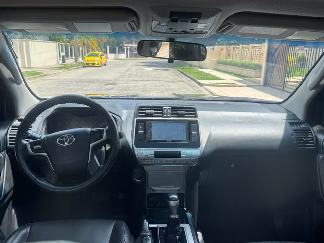 Toyota Land Cruiser Prado 2018 FULL - Imagen 7