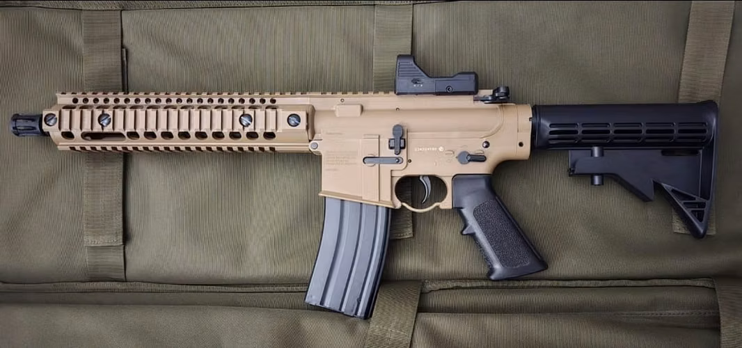 CROSMAN R1 FDE - RIFLE DE AIRE CON BALINES .177 - Imagen 2
