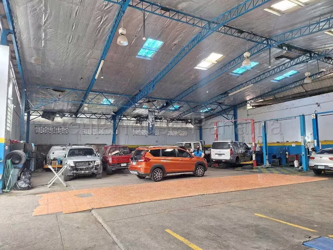 Galera en Venta en Parque Lefevre. - Imagen 4