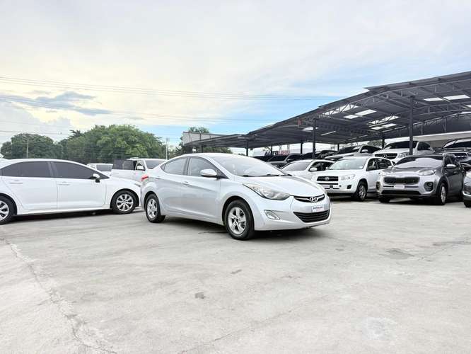 Hyundai Elantra 2014