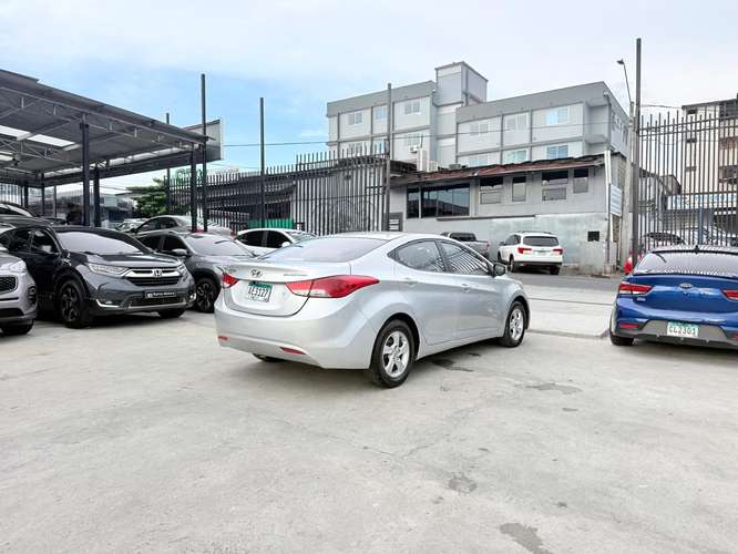 Hyundai Elantra 2014