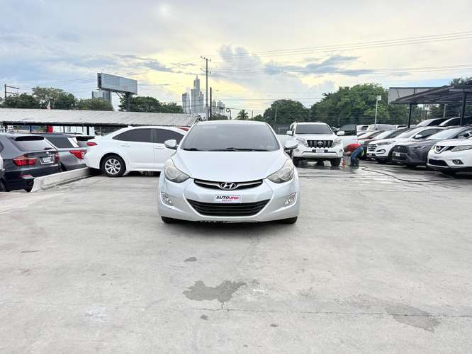 Hyundai Elantra 2014