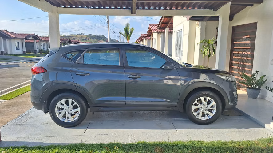 HYUNDAI TUCSON 2019