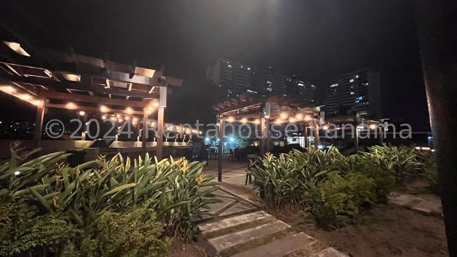 Vendo Apartamento en Condado del Rey LC26-2309